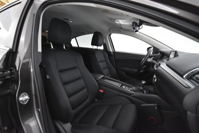 Mazda 6 2016 Sedan 2,0 (165) SKYACTIV-G Business Edition 6AT / Lohkolämmitin+sisäpistoke / Tutkat / Navigointi