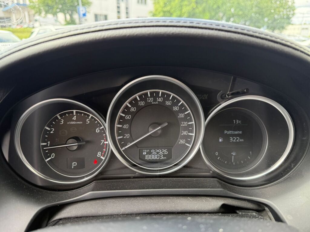 Mazda Mazda6 2016 Sedan 2,0 (165) SKYACTIV-G Business Edition 6AT / Lohkolämmitin+sisäpistoke / Tutkat / Navigointi