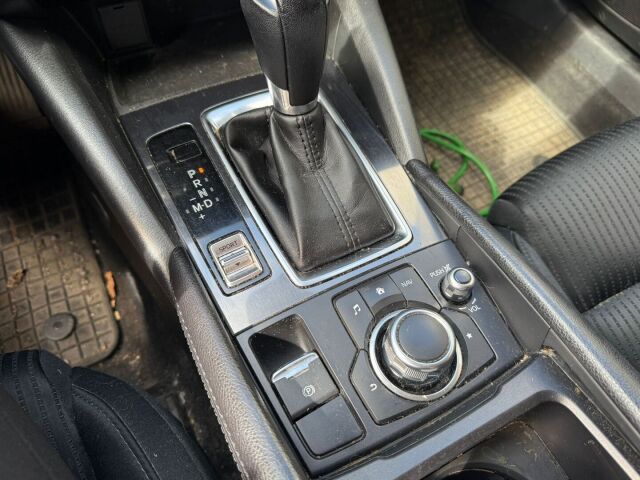 Mazda Mazda6 2016 Sedan 2,0 (165) SKYACTIV-G Business Edition 6AT / Lohkolämmitin+sisäpistoke / Tutkat / Navigointi