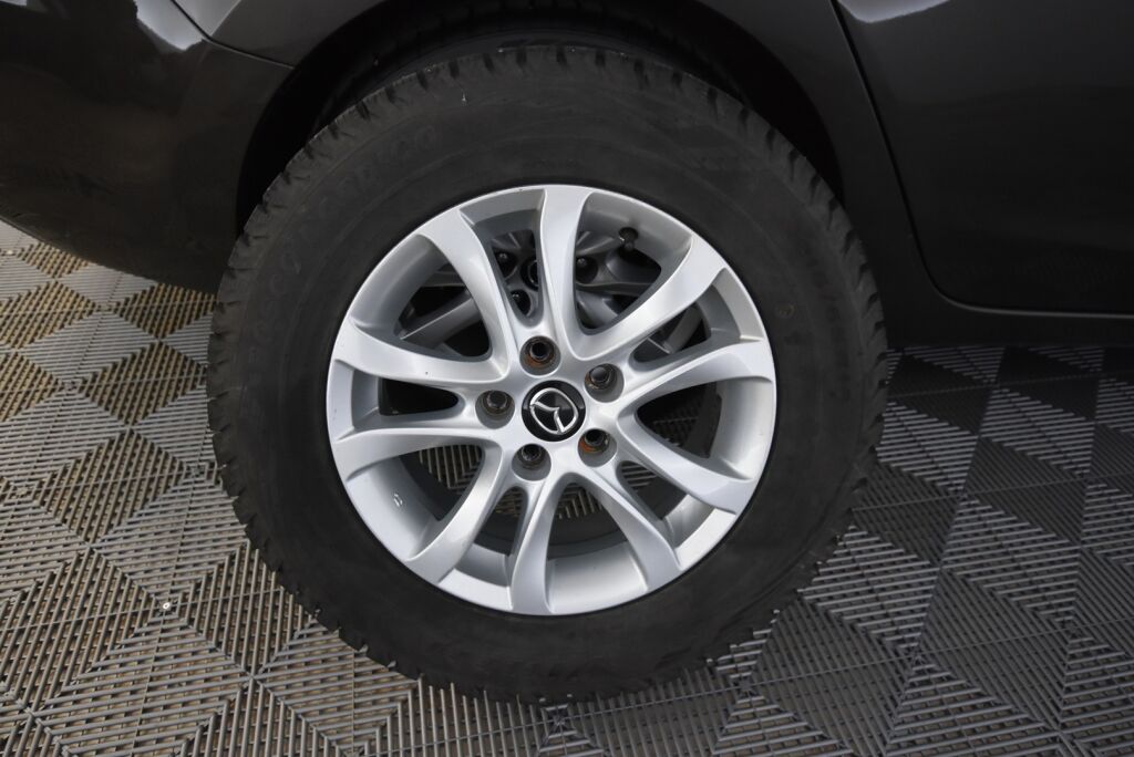 Mazda 6 2016 Sedan 2,0 (165) SKYACTIV-G Business Edition 6AT / Lohkolämmitin+sisäpistoke / Tutkat / Navigointi