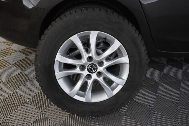 Mazda 6 2016 Sedan 2,0 (165) SKYACTIV-G Business Edition 6AT / Lohkolämmitin+sisäpistoke / Tutkat / Navigointi
