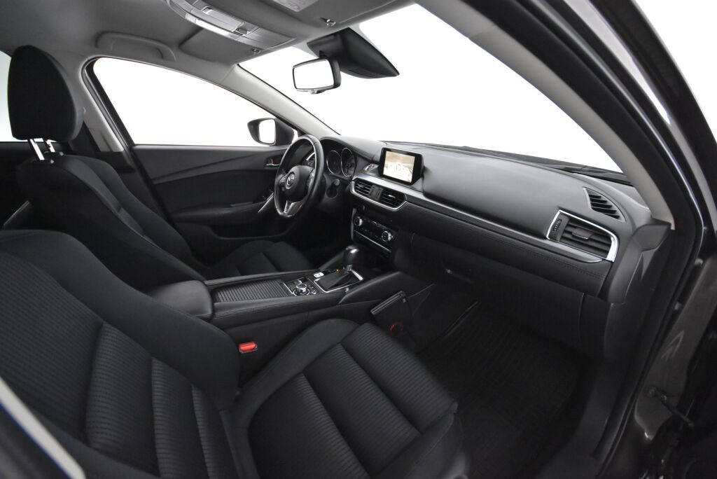 Mazda 6 2016 Sedan 2,0 (165) SKYACTIV-G Business Edition 6AT / Lohkolämmitin+sisäpistoke / Tutkat / Navigointi