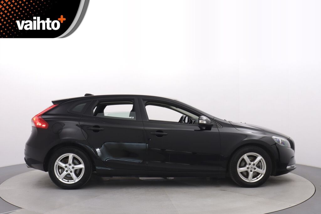 Volvo V40 2014 T2 Business / Vähän ajettu / Jakohihna vaihdettu / Xenon valot
