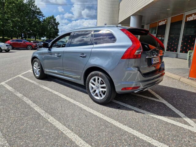 Volvo XC60 2017 D4 Business Classic Summum aut / Webasto / Merkkihuolto historia / Koukku / Nahkasisusta / Keyless Go