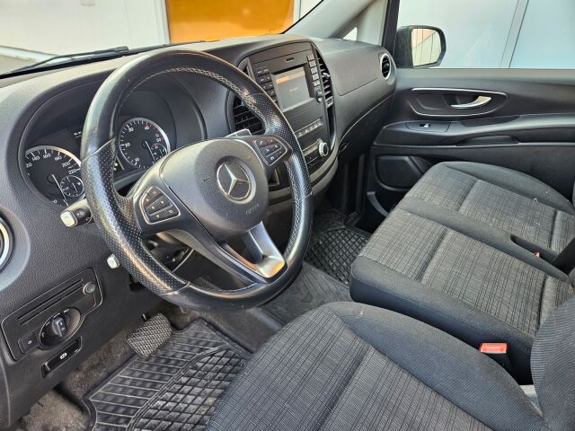 Mercedes-Benz Vito 2018 114CDI keskipitkä A2 A / ILS / Ilmastointi / Koukku / huolettu 06/2025 /