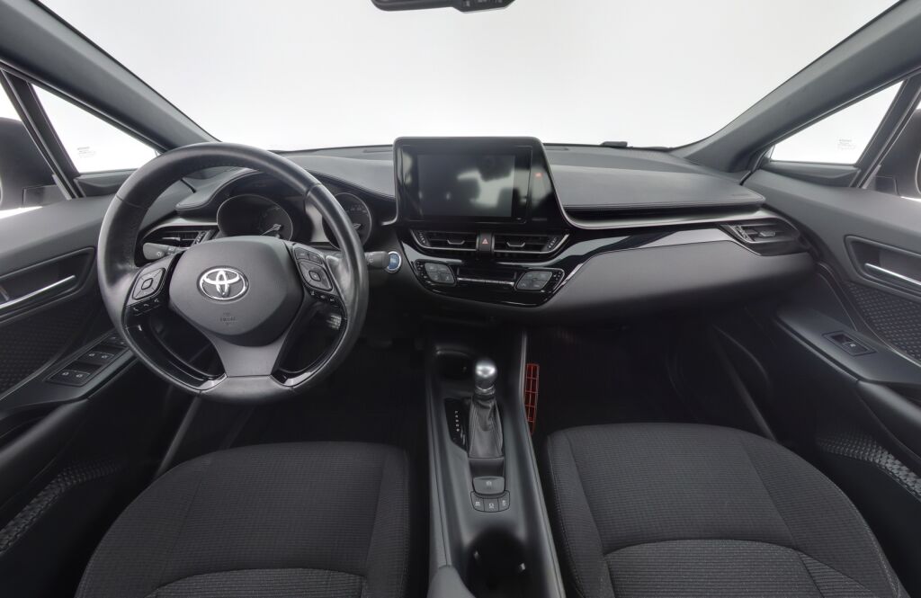 Toyota C-HR 2017 1,8 Hybrid Active / Kamera / Lohkolämmitin / Huollettu 40tkm / Vähän ajettu / Kaistavahti