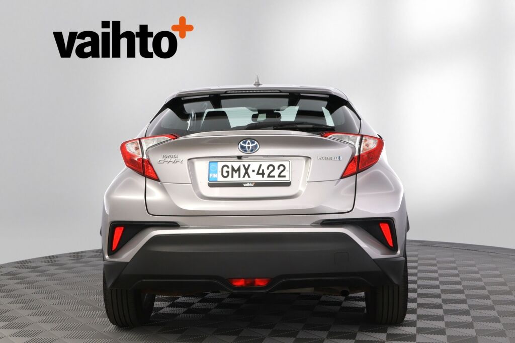 Toyota C-HR 2017 1,8 Hybrid Active / Kamera / Lohkolämmitin / Huollettu 40tkm / Vähän ajettu / Kaistavahti