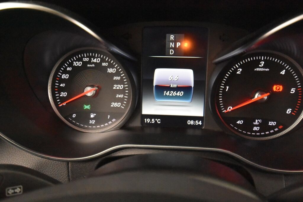 Mercedes-Benz C 2017 250 d 4Matic T A Premium Business / Webasto / Ajoavustinpaketti/ Comand