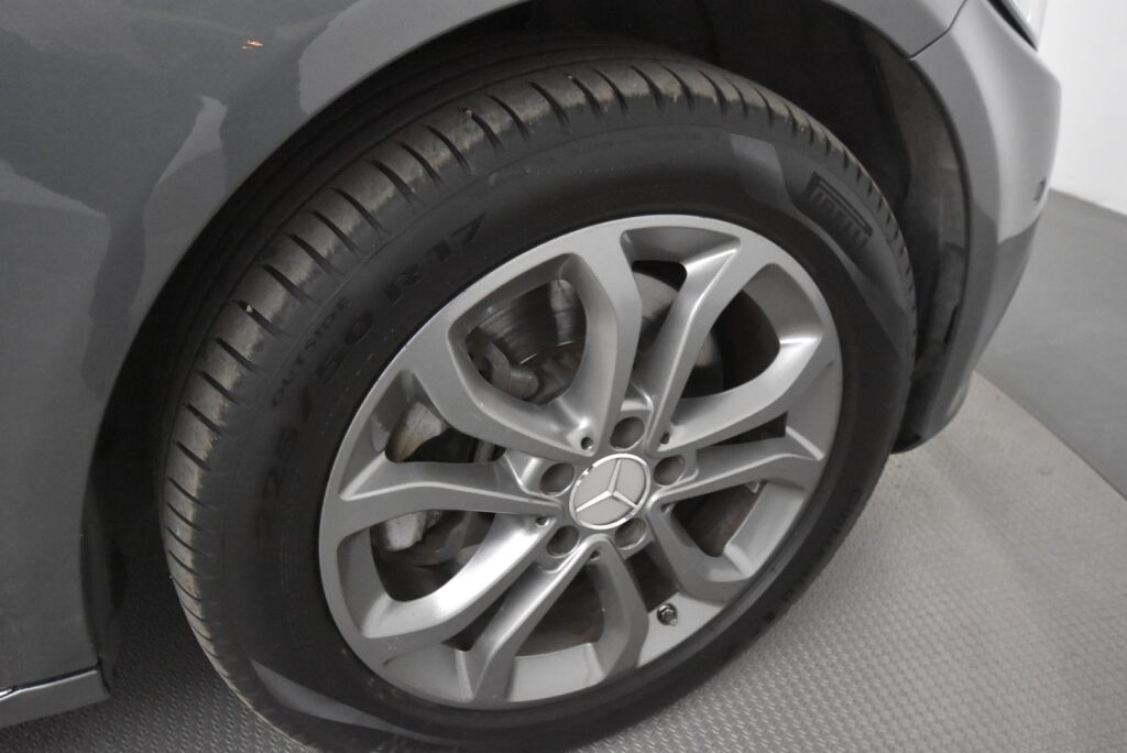 Mercedes-Benz C 2017 250 d 4Matic T A Premium Business / Webasto / Ajoavustinpaketti/ Comand