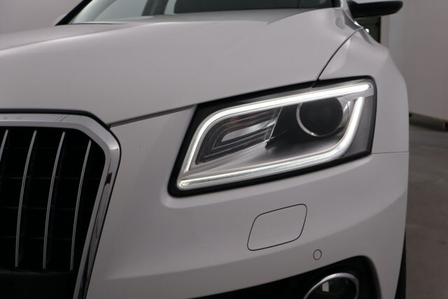 Audi Q5 2016 Q5 Farmari (AC) 4ov 1968cm3 / Lohko+Sp / Sport penkit / Vakkari / Tutkat /