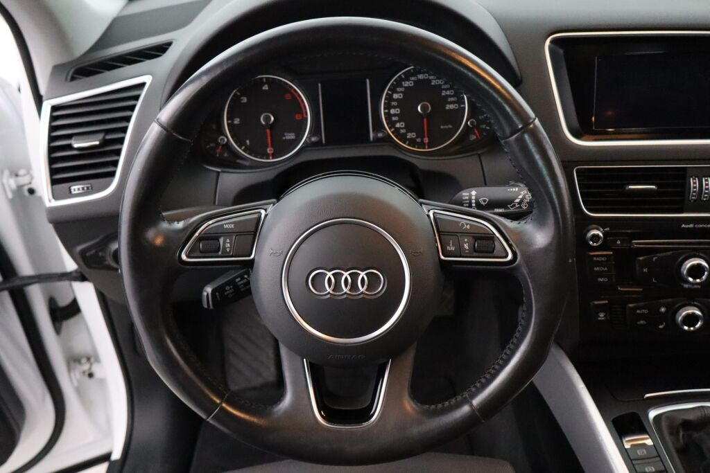 Audi Q5 2016 Q5 Farmari (AC) 4ov 1968cm3 / Lohko+Sp / Sport penkit / Vakkari / Tutkat /
