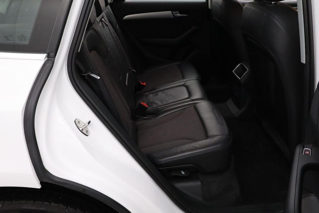 Audi Q5 2016 Q5 Farmari (AC) 4ov 1968cm3 / Lohko+Sp / Sport penkit / Vakkari / Tutkat /