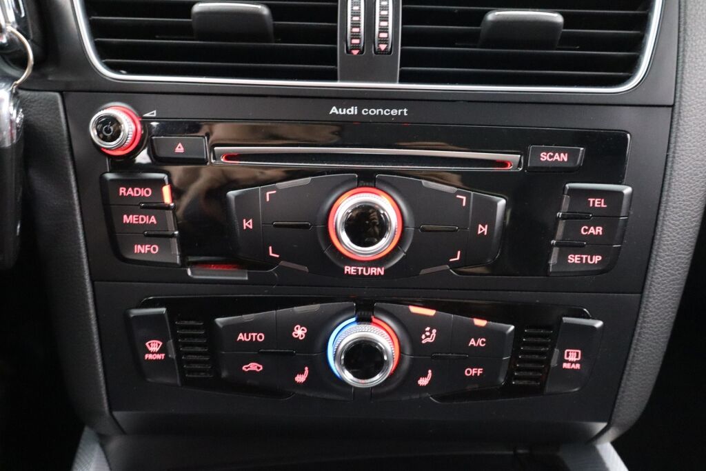 Audi Q5 2016 Q5 Farmari (AC) 4ov 1968cm3 / Lohko+Sp / Sport penkit / Vakkari / Tutkat /