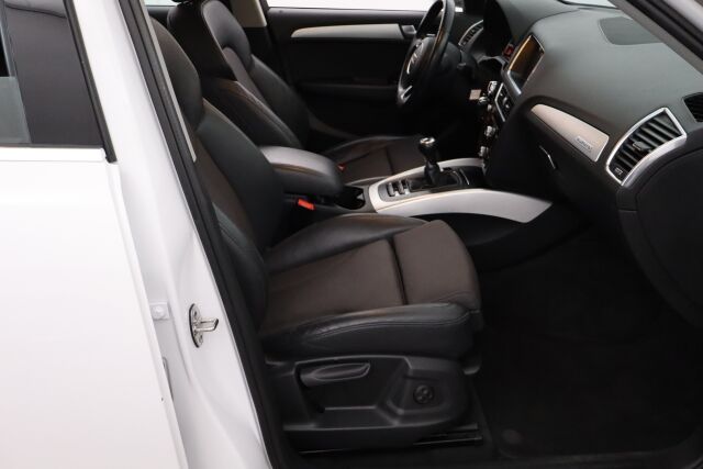 Audi Q5 2016 Q5 Farmari (AC) 4ov 1968cm3 / Lohko+Sp / Sport penkit / Vakkari / Tutkat /