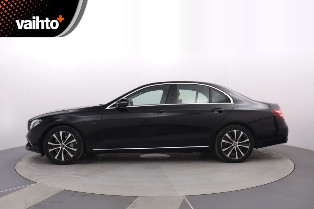 Mercedes-Benz E 2019 300 de A Business Edition EQ Power / ALV-vähennyskelpoinen / Suomiauto / Kamera / LED-High Performance / Koukku - RAHOITUS TÄHÄN AUTOON VAIN 3.99% - 