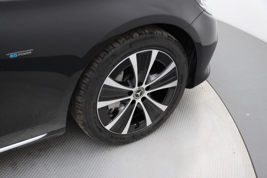 Mercedes-Benz E 2019 300 de A Business Edition EQ Power / ALV-vähennyskelpoinen / Suomiauto / Kamera / LED-High Performance / Koukku - RAHOITUS TÄHÄN AUTOON VAIN 3.99% - 