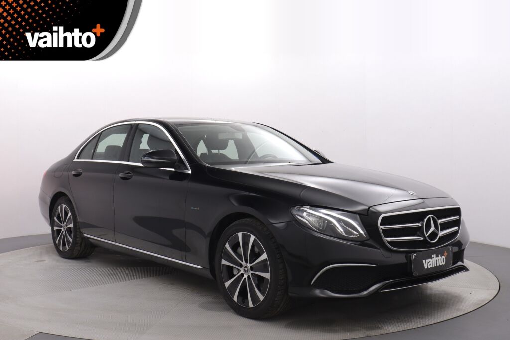 Mercedes-Benz E 2019 300 de A Business Edition EQ Power / ALV-vähennyskelpoinen / Suomiauto / Kamera / LED-High Performance / Koukku - RAHOITUS TÄHÄN AUTOON VAIN 3.99% - 