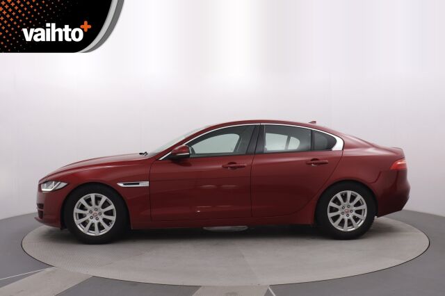 Jaguar XE 2016 20d  Aut / Aut. ilmastointi / Kamera / Sähköinen huoltohistoria / - RAHOITUS TÄHÄN AUTOON VAIN 3.99% - 