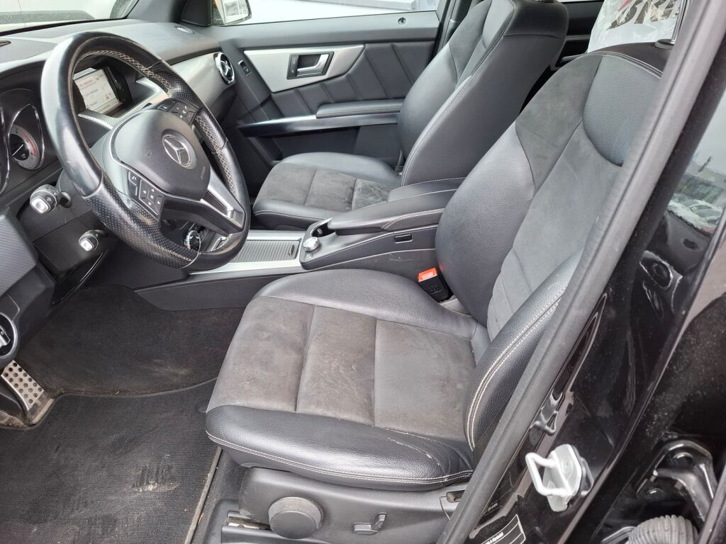 Mercedes-Benz GLK 2012 220 CDI BE 4Matic A Premium Business / AMG / Sport sisätilapaketti / Koukku / Navi / Siisti
