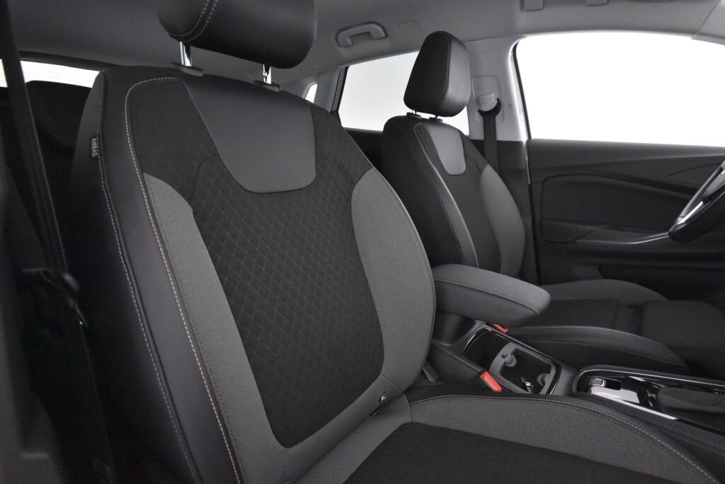 Opel Grandland X 2019 Comfort 130 Turbo A/T / Liikennemerkkien tunnistus / Kaistavahti / Jakopää tehty 2023 / Uusi tuulilasi