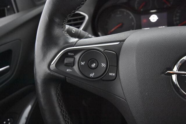 Opel Grandland X 2019 Comfort 130 Turbo A/T / Liikennemerkkien tunnistus / Kaistavahti / Jakopää tehty 2023 / Uusi tuulilasi