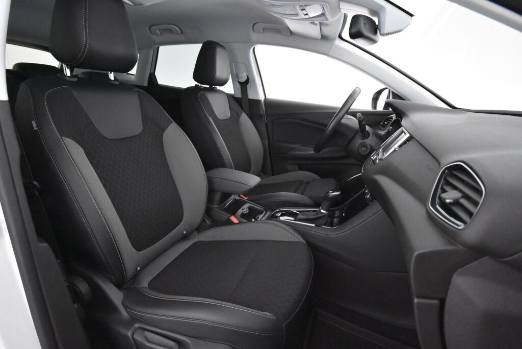 Opel Grandland X 2019 Comfort 130 Turbo A/T / Liikennemerkkien tunnistus / Kaistavahti / Jakopää tehty 2023 / Uusi tuulilasi
