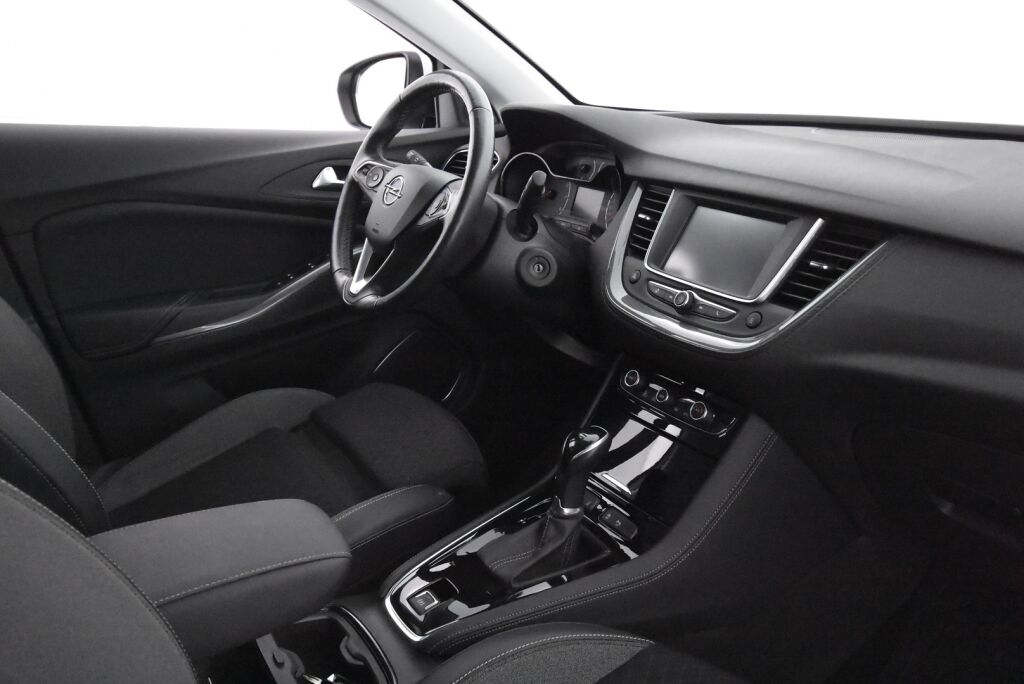 Opel Grandland X 2019 Comfort 130 Turbo A/T / Liikennemerkkien tunnistus / Kaistavahti / Jakopää tehty 2023 / Uusi tuulilasi