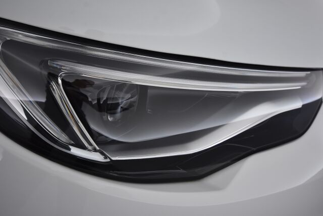 Opel Grandland X 2019 Comfort 130 Turbo A/T / Liikennemerkkien tunnistus / Kaistavahti / Jakopää tehty 2023 / Uusi tuulilasi