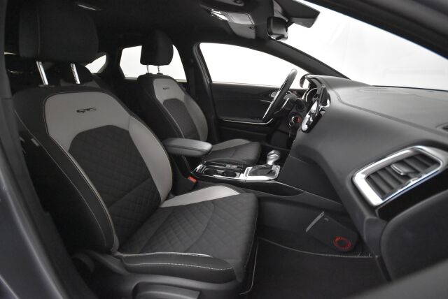 Kia ProCeed 2020 1,4 T-GDI ISG 140hv GT-Line SB DCT A/T / Suomiauto / Lohkolämmitin / Navigointi / Peruutuskamera