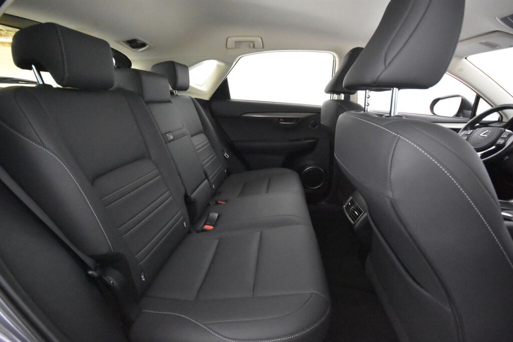 Lexus NX 2021 300h AWD Business Limited Edition / Adapt.vakionopeussäädin/ Kamera/ Nahkat