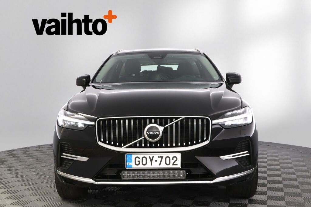 Volvo XC60 2022 B4 AWD D-MHEV Business Inscription Edition aut / Polttoainetoiminen lisälämmitin / Vetokoukku / Led-ajovalot