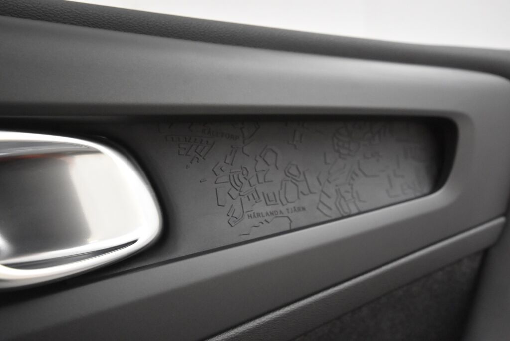 Volvo C40 2022 Recharge Single Plus aut / Lämpöpumppu / Pilot assist / Panorama / BLIS
