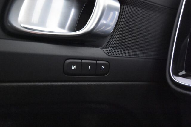 Volvo C40 2022 Recharge Single Plus aut / Lämpöpumppu / Pilot assist / Panorama / BLIS