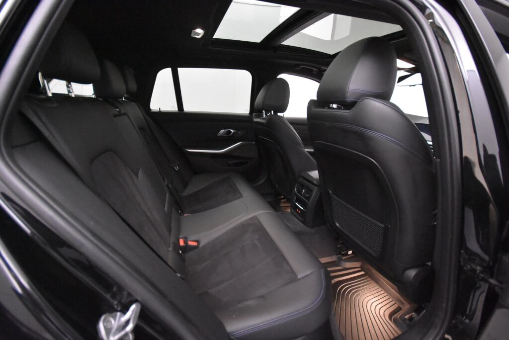 BMW 330 2021 G21 Touring 330e xDrive Business M Sport / Panoraama / Harman/kardon / 360 kamera / Vetokoukku / Muistipenkki
