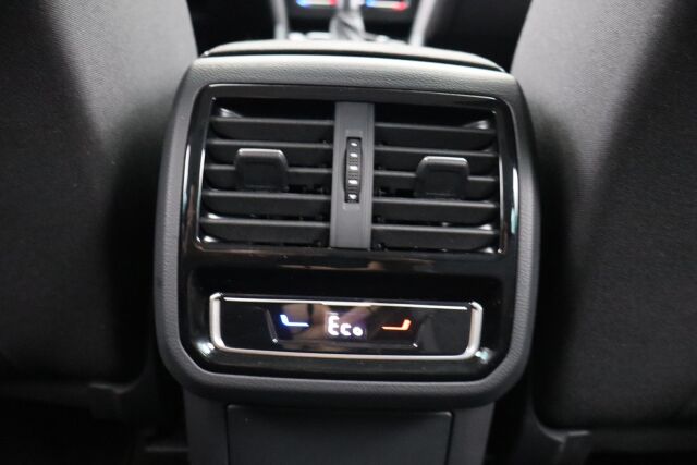Volkswagen Passat 2023 Variant GTE Business Plug-In Hybrid 160 kW DSG-automaatti /Takuu 5vuotta/100tkm