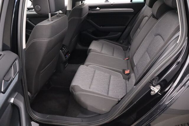 Volkswagen Passat 2023 Variant GTE Business Plug-In Hybrid 160 kW DSG-automaatti /Takuu 5vuotta/100tkm