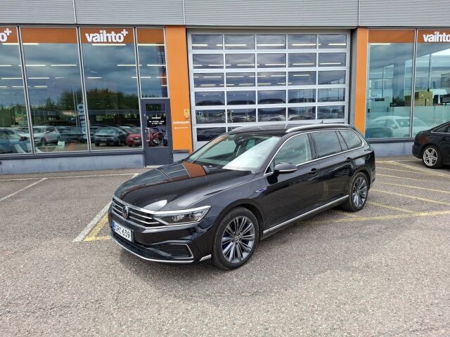 Volkswagen Passat 2023 Variant GTE Business Plug-In Hybrid 160 kW DSG-automaatti /Takuu 5vuotta/100tkm