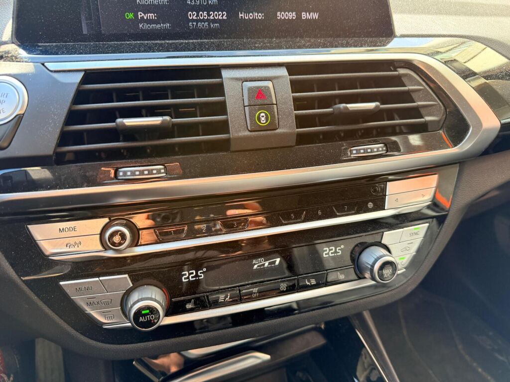 BMW X3 2020 G01 xDrive20d A xDrive Edition xLine / Vetokoukku / Adaptiivinen vakionopeudensäädin / Hifit / Display key