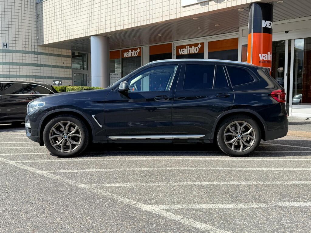 BMW X3 2020 G01 xDrive20d A xDrive Edition xLine / Vetokoukku / Adaptiivinen vakionopeudensäädin / Hifit / Display key