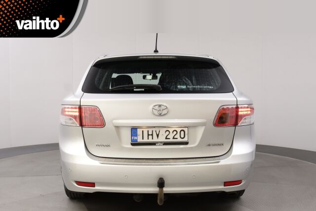 Toyota Avensis 2009 2,0 D-4D DPF Linea Sol Wagon / Vähän ajettu / Navi / Vetokoukku /