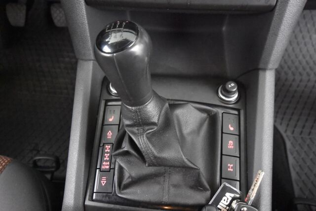 Volkswagen Amarok 2011 DC Trendline 2,0 TDI 120kW 4MOTION OFFROAD / Webasto/Koukku