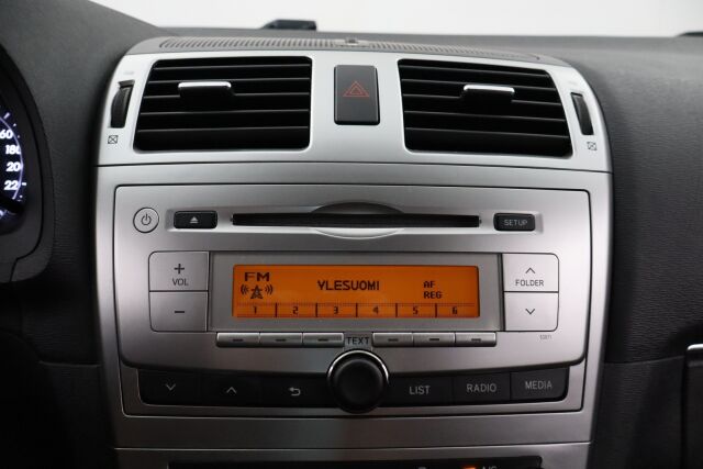 Toyota Avensis 2012 1,6 Valvematic Terra Edition Wagon / 1 om Suomiauto / Lohko- ja sitilan lämmitin / Tutkat /