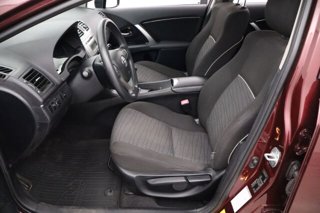 Toyota Avensis 2012 1,6 Valvematic Terra Edition Wagon / 1 om Suomiauto / Lohko- ja sitilan lämmitin / Tutkat /
