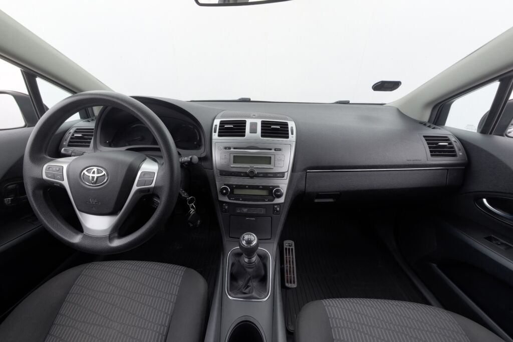 Toyota Avensis 2012 1,6 Valvematic Terra Edition Wagon / 1 om Suomiauto / Lohko- ja sitilan lämmitin / Tutkat /