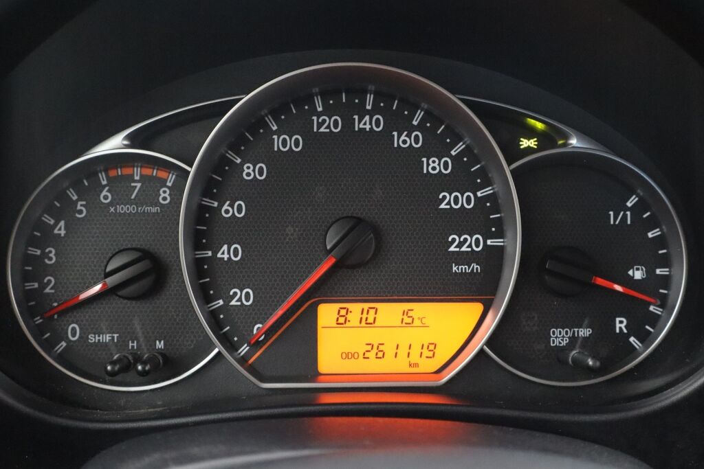 Toyota Verso-S 2013 1,33 Dual VVT-i Sol 5ov / Katsastettu 3/25 / Koukku / P.kamera / Lohko+sisä /