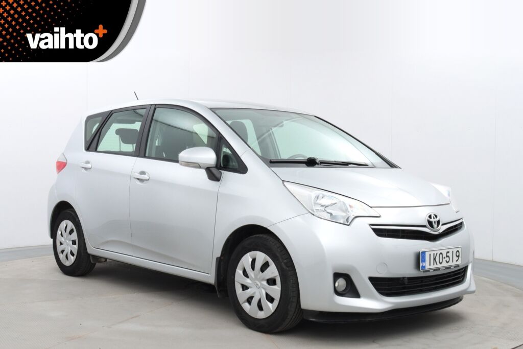 Toyota Verso-S 2013 1,33 Dual VVT-i Sol 5ov / Katsastettu 3/25 / Koukku / P.kamera / Lohko+sisä /