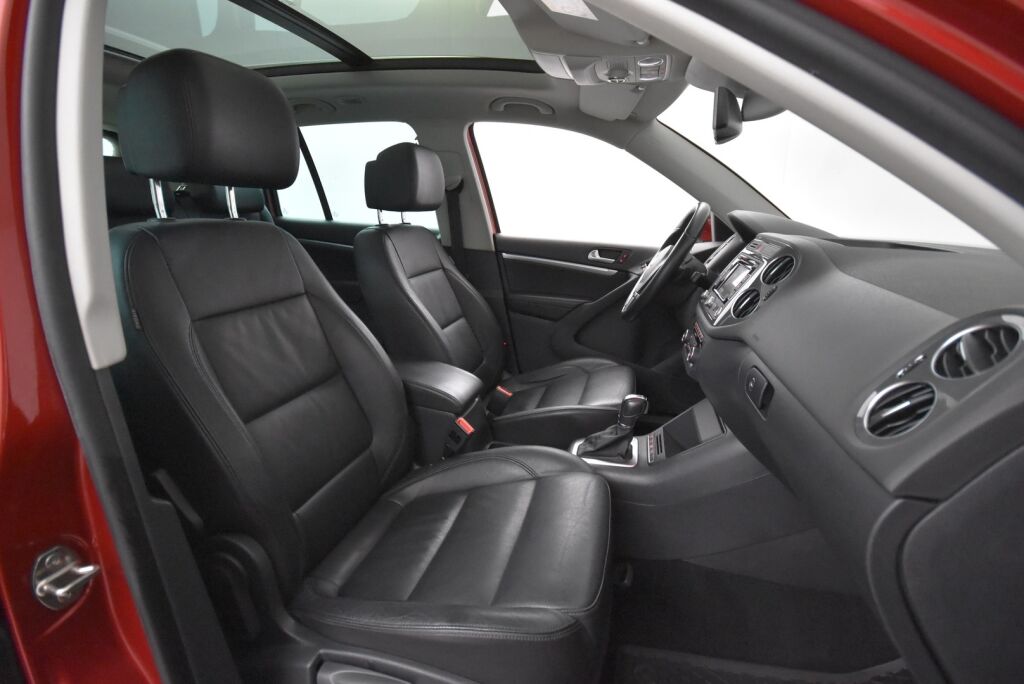 Volkswagen Tiguan 2015 Sport & Style 2,0 TDI 103 kW (140 hv) BlueMotion Technology 4MOTION DSG-aut / Webasto / Koukku/ Luxury/ Exclusive