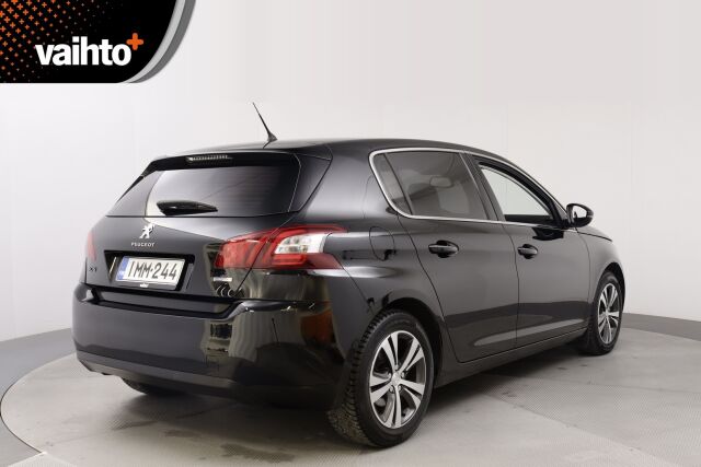 Peugeot 308 2016 Allure Edition PureTech 130 / Lohkolämmitin + sisäpistoke / Vakionopeudensäädin / Kahdet renkaat / Juuri huollettu