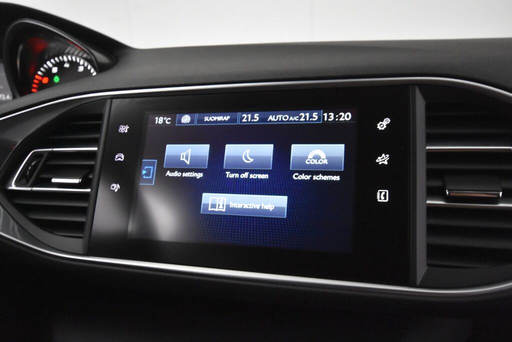 Peugeot 308 2016 Allure Edition PureTech 130 / Lohkolämmitin + sisäpistoke / Vakionopeudensäädin / Kahdet renkaat / Juuri huollettu