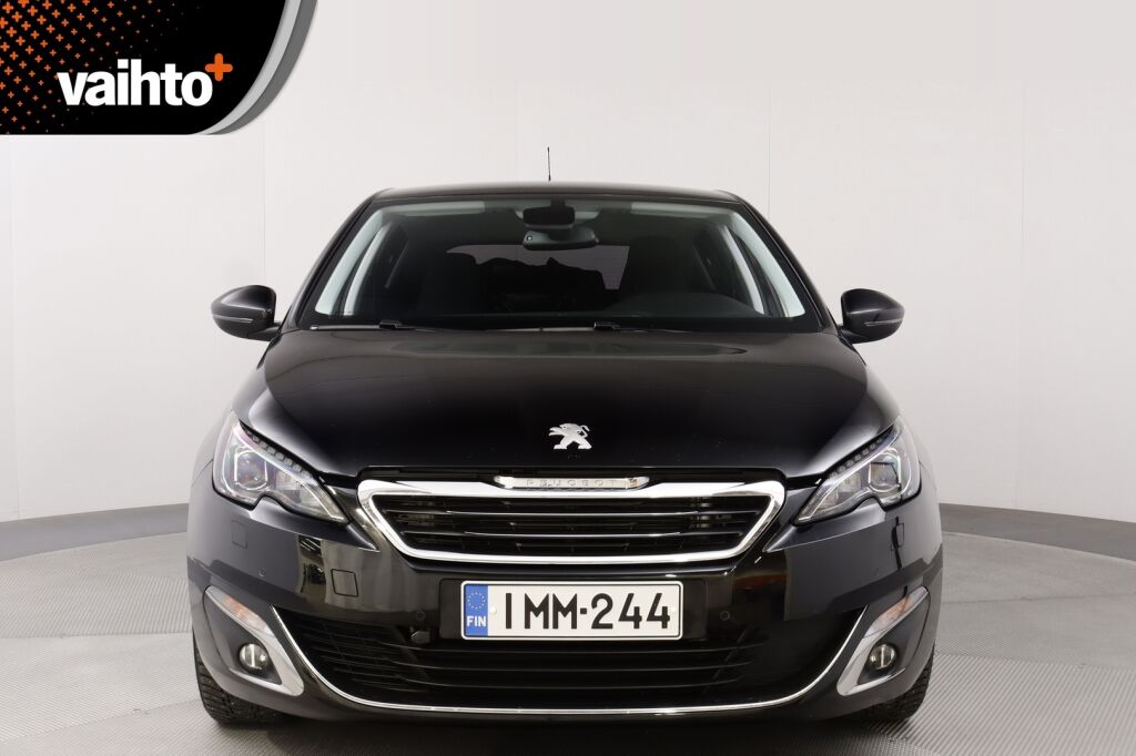 Peugeot 308 2016 Allure Edition PureTech 130 / Lohkolämmitin + sisäpistoke / Vakionopeudensäädin / Kahdet renkaat / Juuri huollettu
